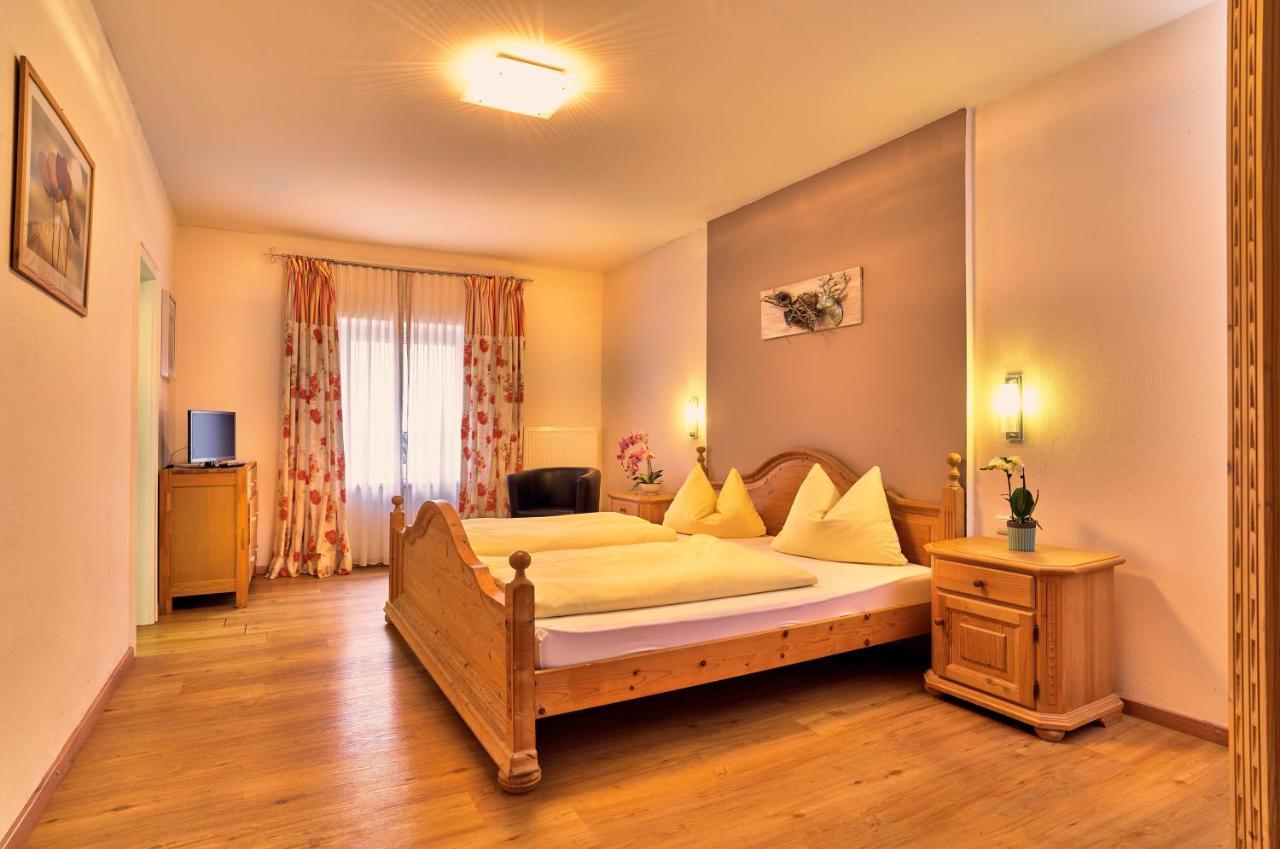 Landgasthof Moser & Restaurant Bootshaus Windorf  Zewnętrze zdjęcie